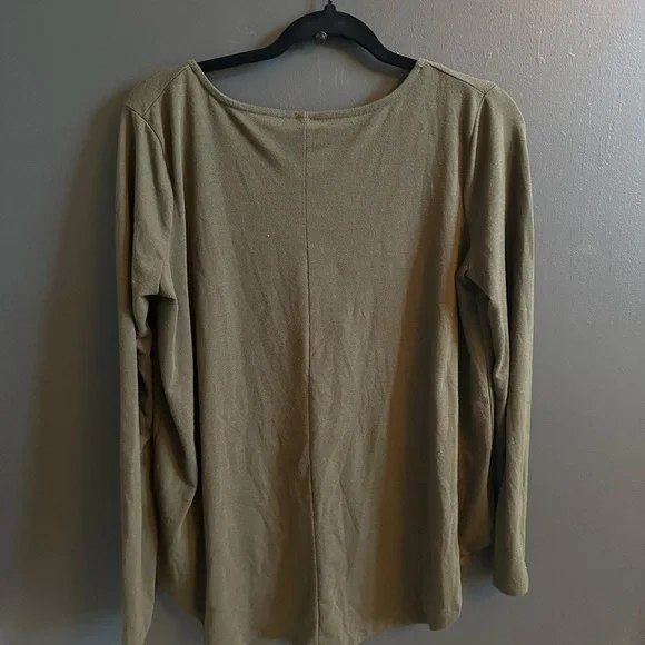 Olive Green Long Sleeve Henley Top | Women’s Medium - Picture 5 of 6